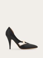 Ferragamo Pump with Gancini detail